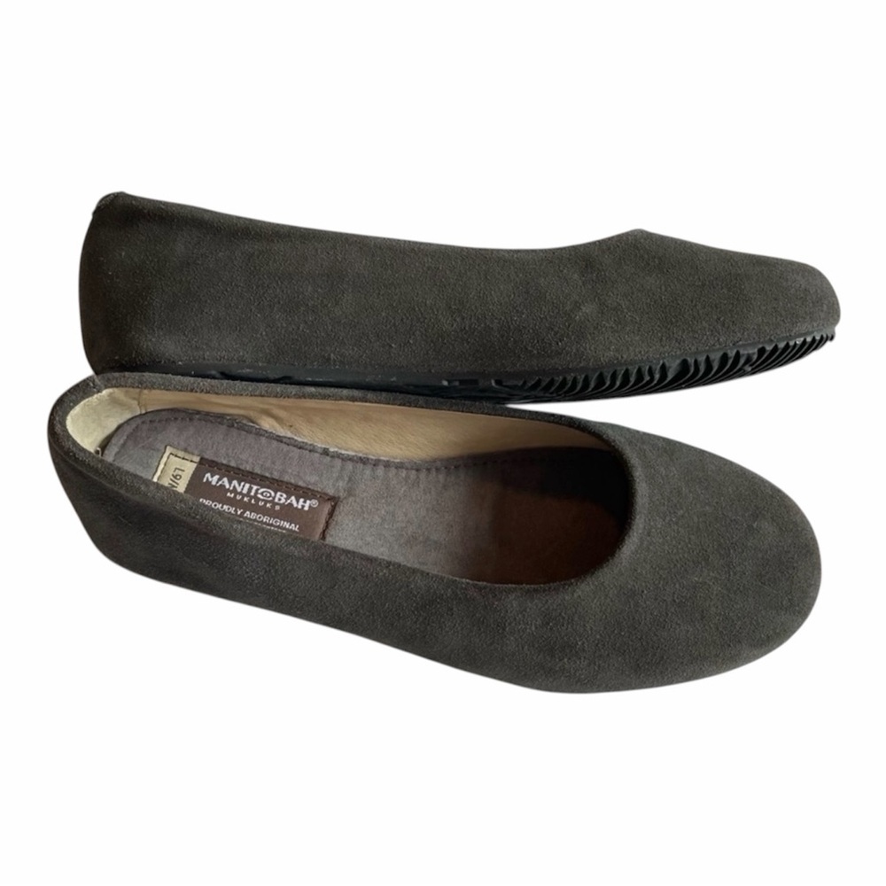 Manitobah Mukluks Suede Ballet Flats Size 9 NWOT Comfort Slip-On - Picture 5 of 8